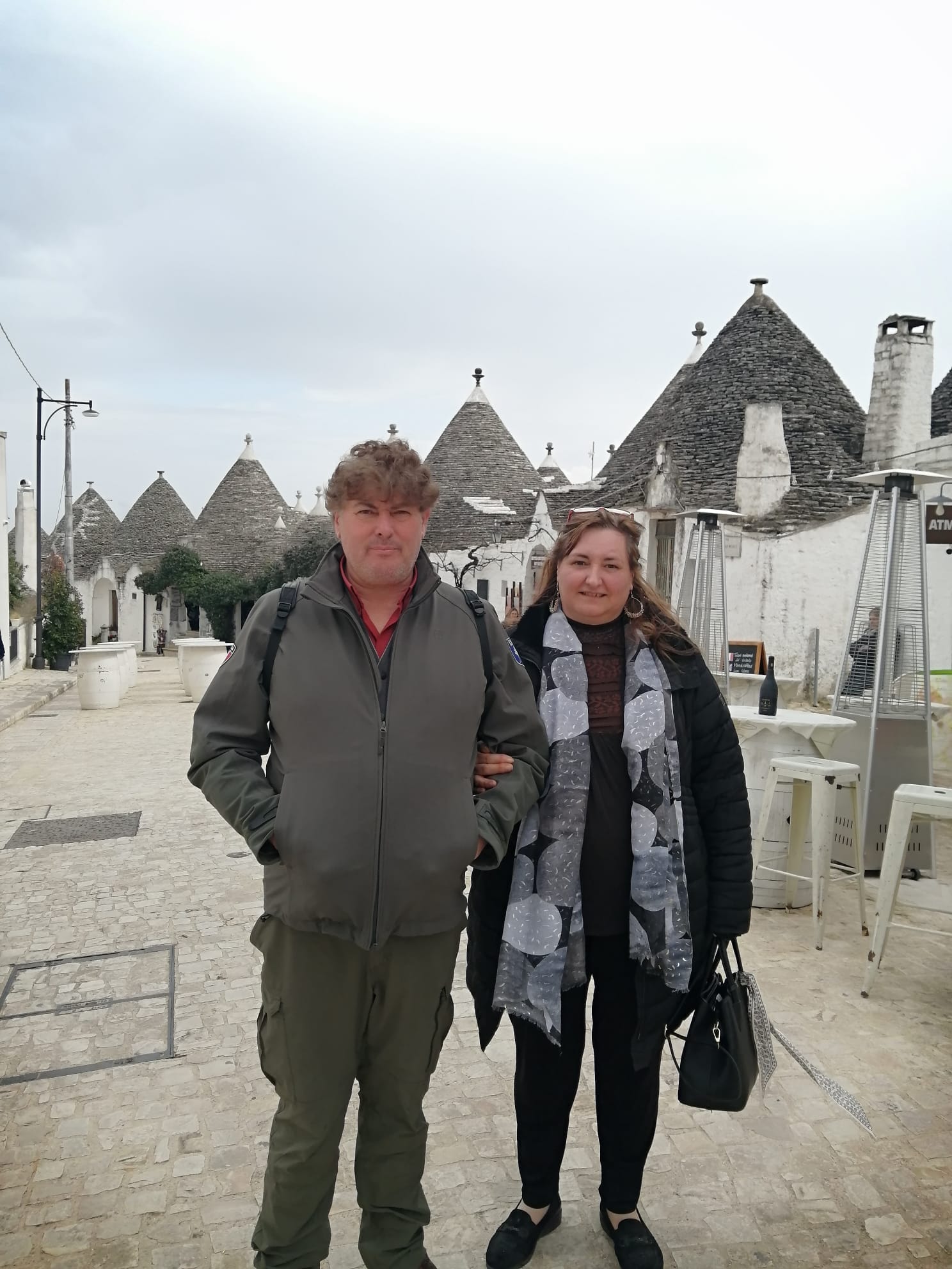 Mami y papi en la pizzería